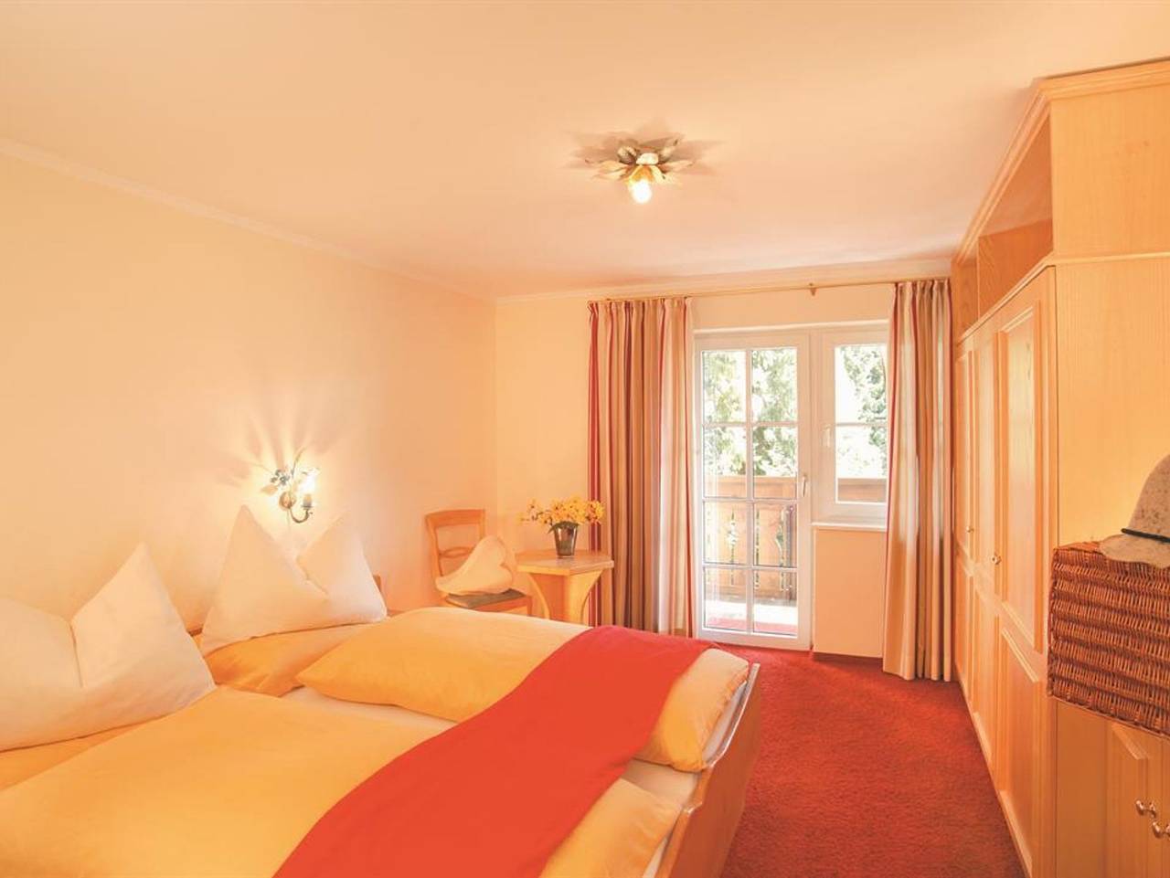 Ganze Ferienwohnung, Ferienwohnungen Lärchahüsle - Apartment/2 Schlafräume/Bad, Wc "310" in Hirschegg Kleinwalsertal, Mittelberg