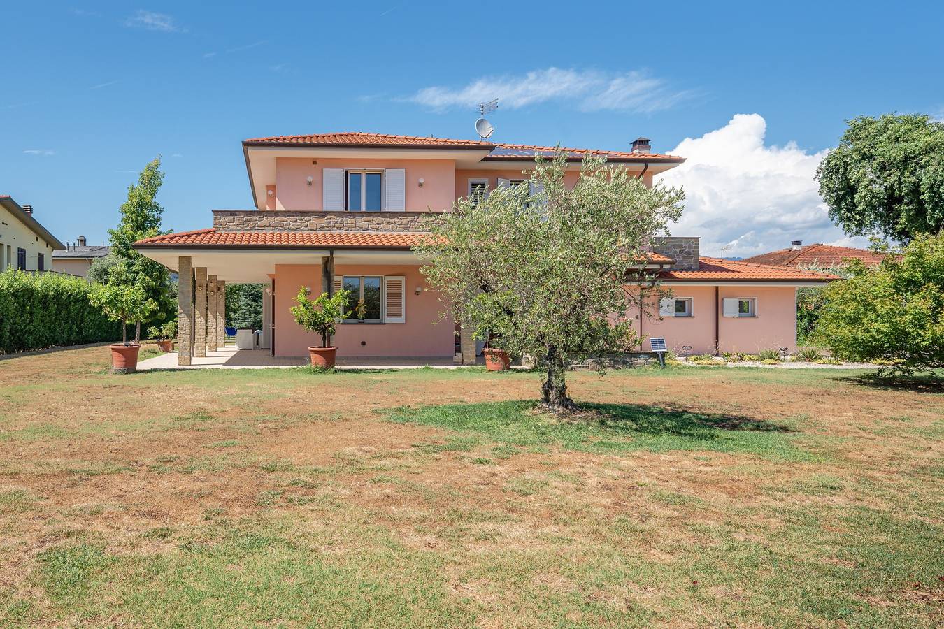 Casa de férias 'Angela' com jardim privado, Wi-Fi e ar condicionado in Capannori, Luca (província)