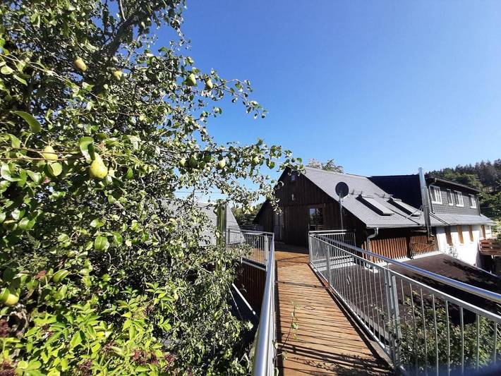Ferienwohnung für 3 Personen, mit Terrasse und Garten sowie Sauna