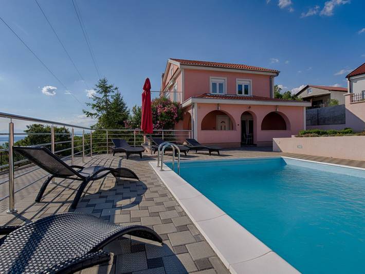 Ferienhaus für 10 Personen, mit Balkon und Terrasse sowie Garten und Pool in Crikvenica - 2