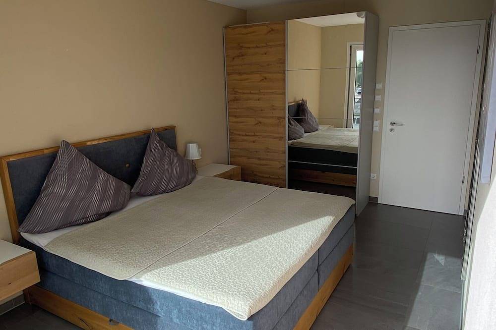 Ganze Wohnung, Penthouse Apartment mit Alpenblick in Friedrichshafen, Region Bodensee-Oberschwaben