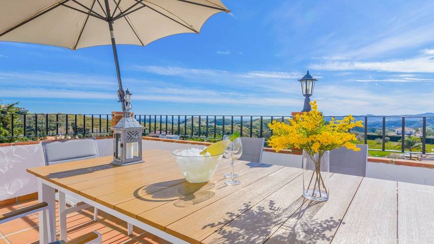 Chalet para 13 personas, con balcón/terraza y piscina, Se admiten mascotas en Costa del Sol Occidental - 4