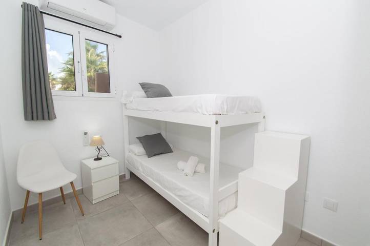 Gîte pour 4 personnes, adapté aux familles à Fornells - 3