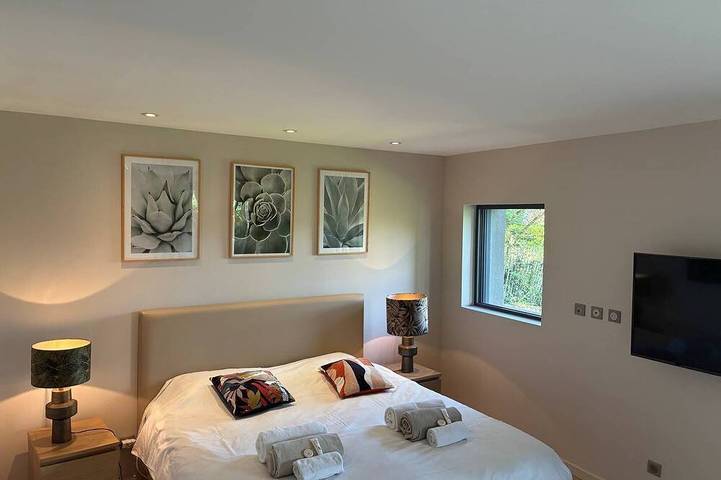 Location de vacances pour 8 personnes, avec jardin dans Plage Naturistes - 3