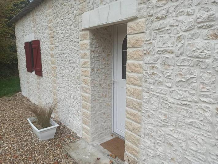 Location de vacances pour 4 personnes, avec jardin à Saint-Georges-du-Vièvre - 2