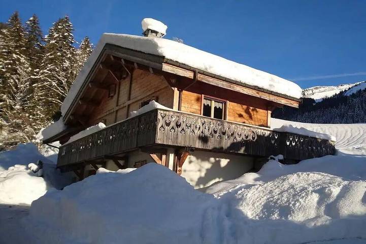 Ferienhaus für 9 Personen, mit Garten in Avoriaz