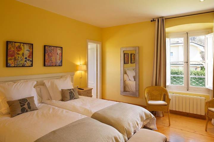 Casa de vacaciones para 17 personas, con balcón y vistas en Gijón - 2