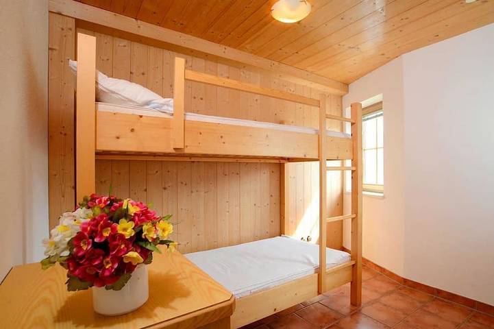 Chalet für 20 Personen, mit Sauna und Balkon sowie Garten in Hippach - 3
