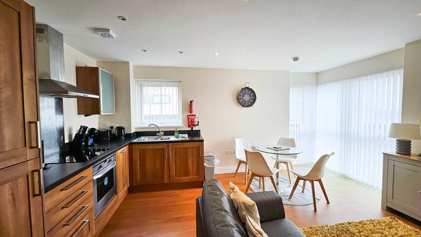 Ganze Wohnung, Ferienwohnung für 2 Personen mit Meerblick in Swansea, Swansea und Umgebung
