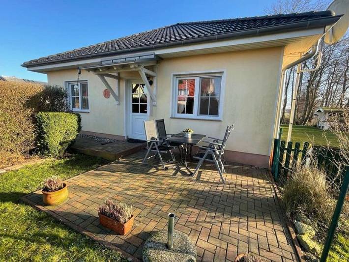Ferienwohnung für 4 Personen, mit Terrasse und Garten in Dargen