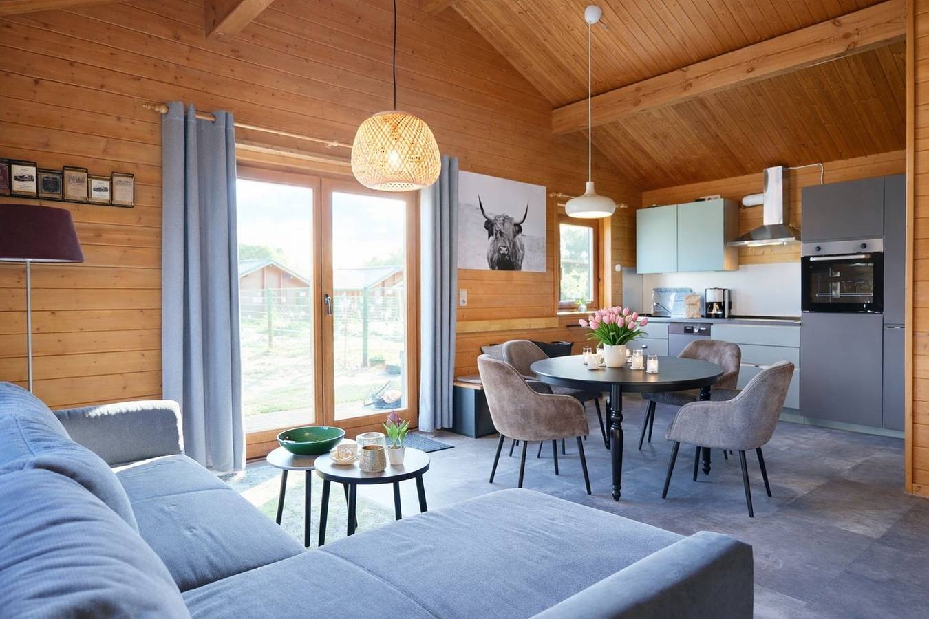 Küstenhaus Brandgans – Deine Auszeit zwischen Heide, Deich und Meer in Berensch, Cuxhaven