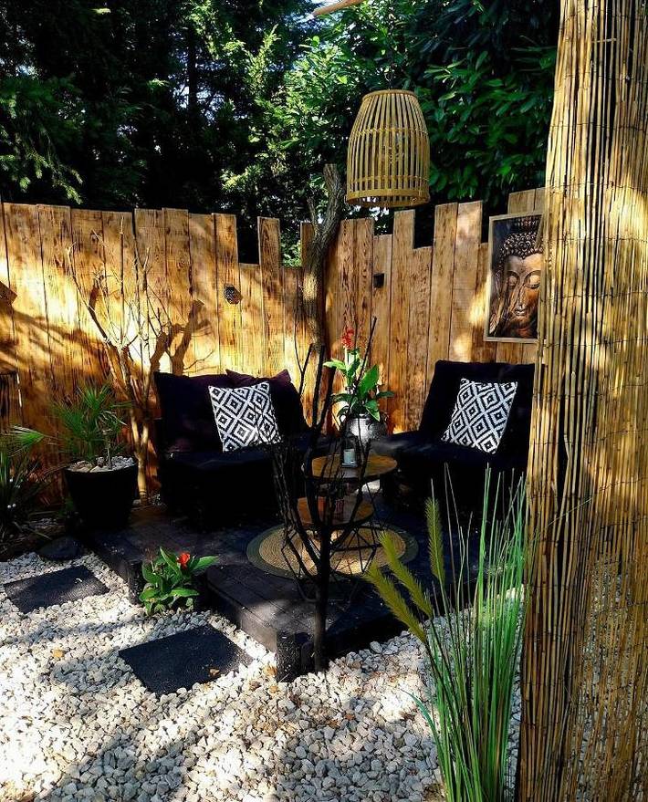Gîte pour 2 personnes, avec Terrasse ainsi que Jardin et Piscine à Burie