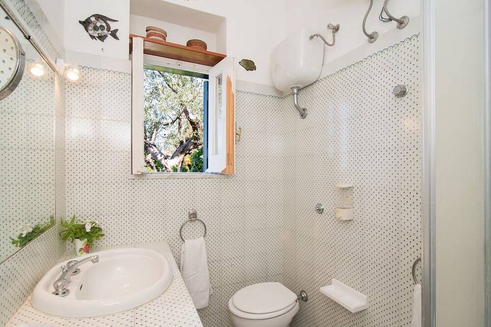 La casa delle querce in Marciano, Napoli e dintorni