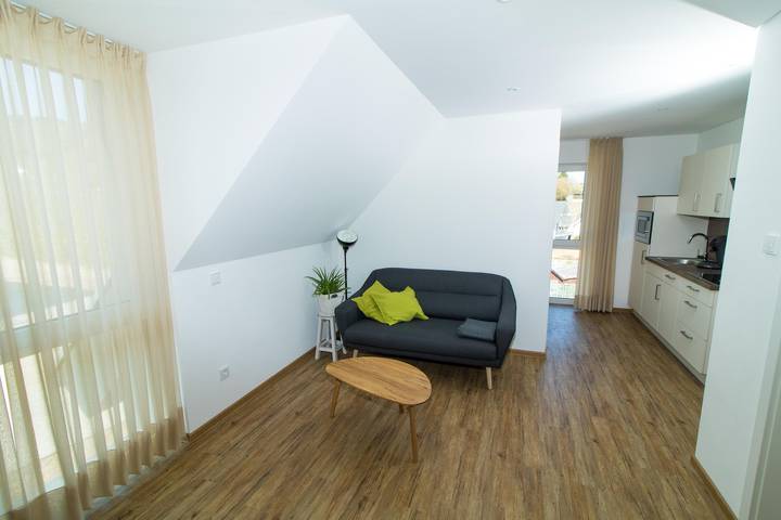Ferienwohnung für 2 Personen, mit Terrasse in Schweich an der Römischen Weinstraße - 4