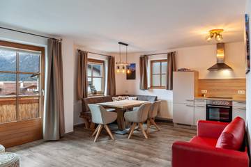 Vakantieappartement voor 8 Personen in Ehrwald, Ammergauer Alpen (Oostenrijk), Afbeelding 2