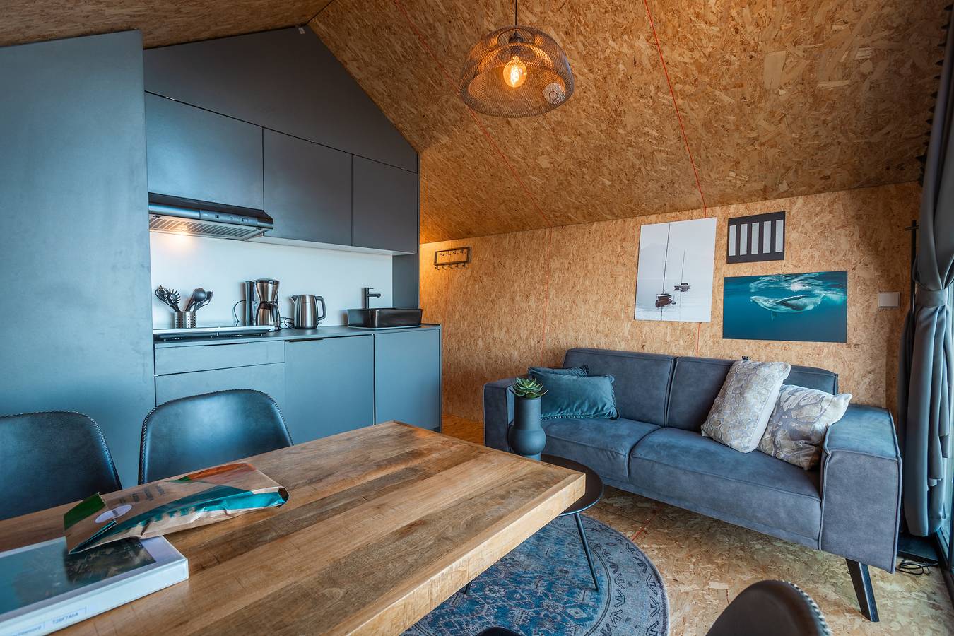 Vakantiepark De Wiedense Meren — Tiny House Hafenblick | 4 Personen in Nationalpark Weerribben-Wieden