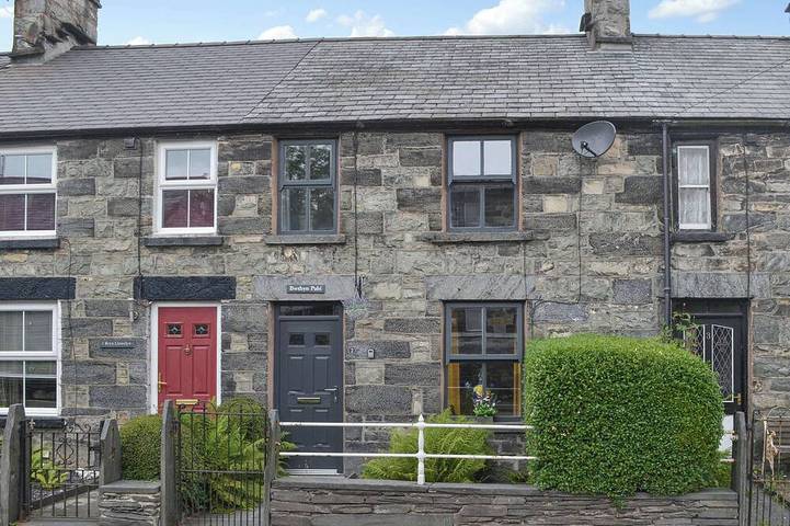 Cottage for 4 people, with garden in Penmachno
