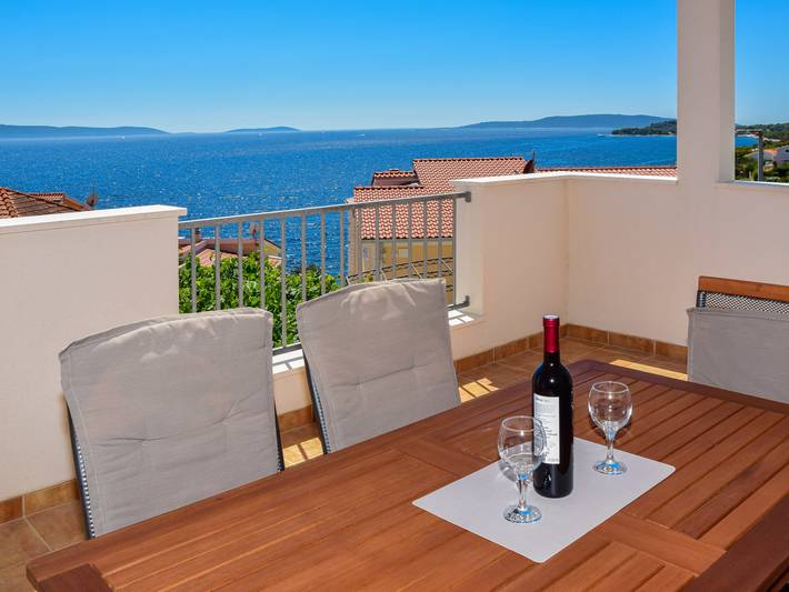 Gîte pour 5 personnes, avec terrasse à Okrug Gornji - 2