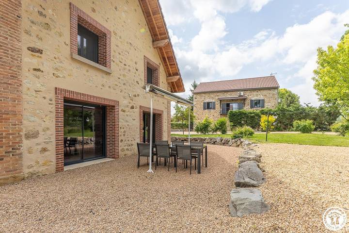 Gîte pour 4 personnes, avec Terrasse ainsi que Jardin et Vue