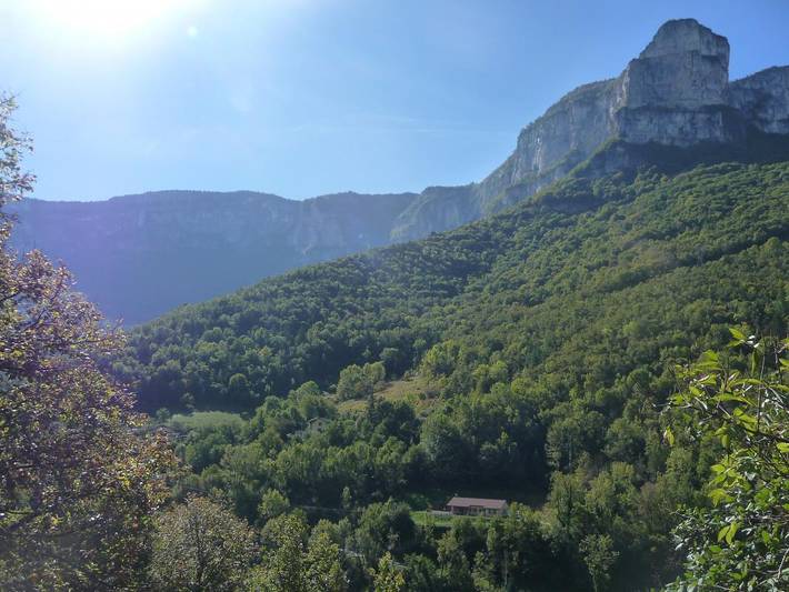 Gîte pour 6 personnes, avec jardin et terrasse