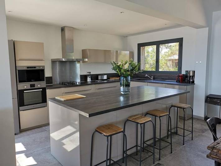 Location de vacances pour 12 personnes, avec jardin et vue, animaux acceptés dans Plage Cala Rossa - 3