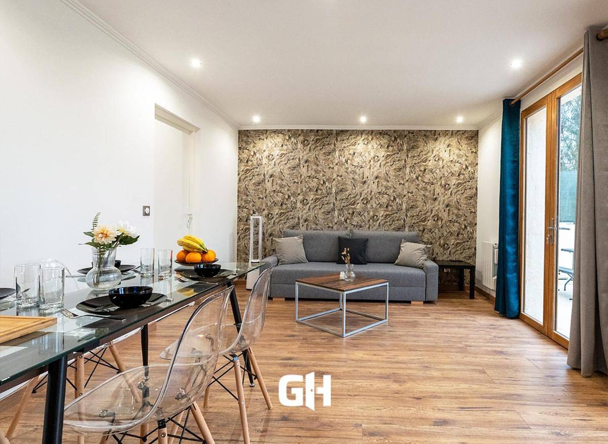 Four-Bedroom House in Nogent-sur-Oise, Oise