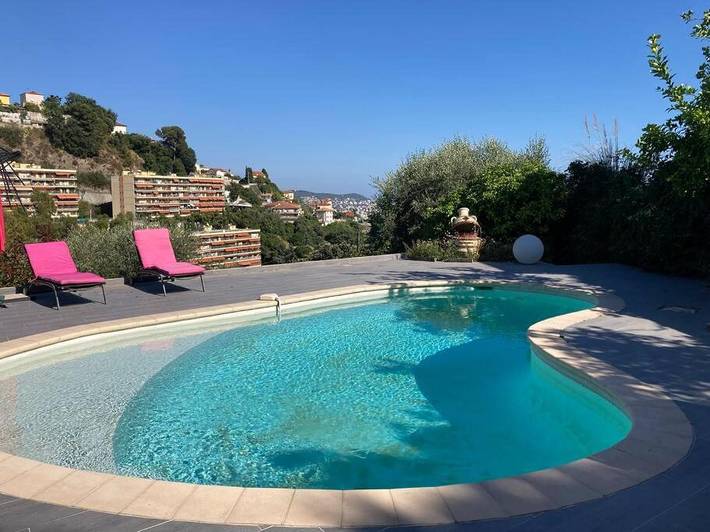 Villa pour 4 personnes, avec vue ainsi que piscine et jardin à Nice - 4