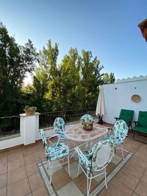 Casa rural para 6 personas, con vistas y terraza, Se admiten mascotas en Villacarrillo - 2