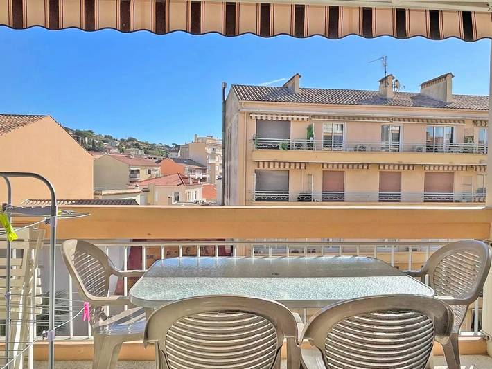 Gîte pour 6 personnes, avec terrasse dans Casino De Sainte Maxime - 2