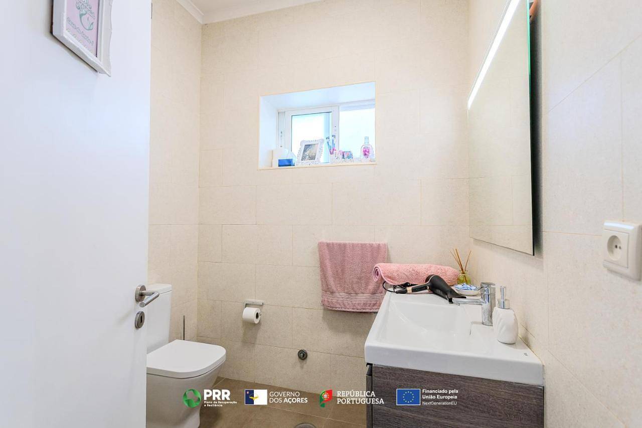 Vagabond Mermaid Guesthouse in São Miguel Island, Ponta Delgada