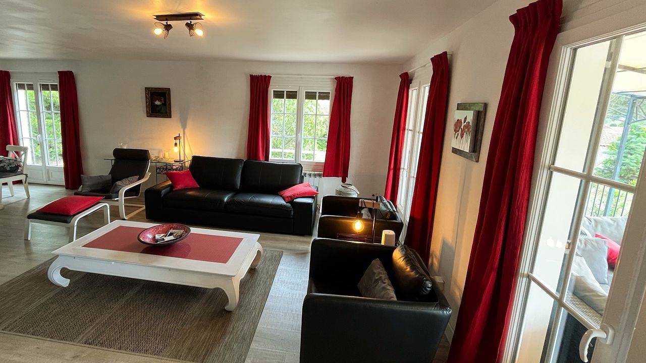 Villa für 6 Personen (100 m²) in Roquebrun in Roquebrun, Béziers und Umgebung