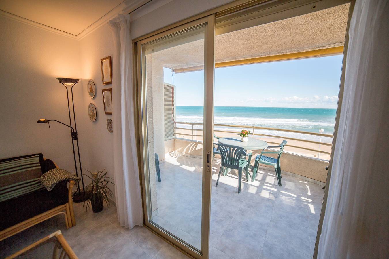 Appartement entier, Appartement 'Vistamar' avec balcon et Wi-Fi in Bellreguard, Costa de Valencia