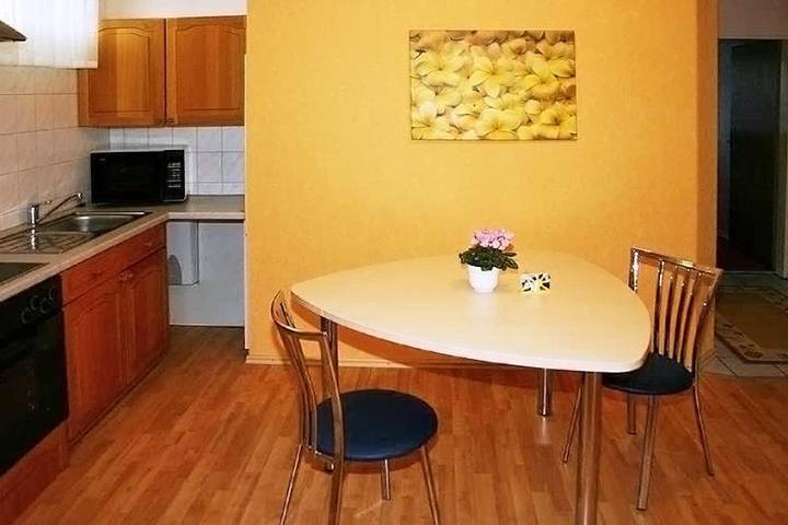 Ganze Wohnung, Gemütliches Urlaubsdomizil in zentraler aber ruhiger Lage - Haus Bauer Ferienwohnung 2 mit Wlan; Parkplatz vorhanden in Wasserburg (Bodensee), Bayerisch Schwaben