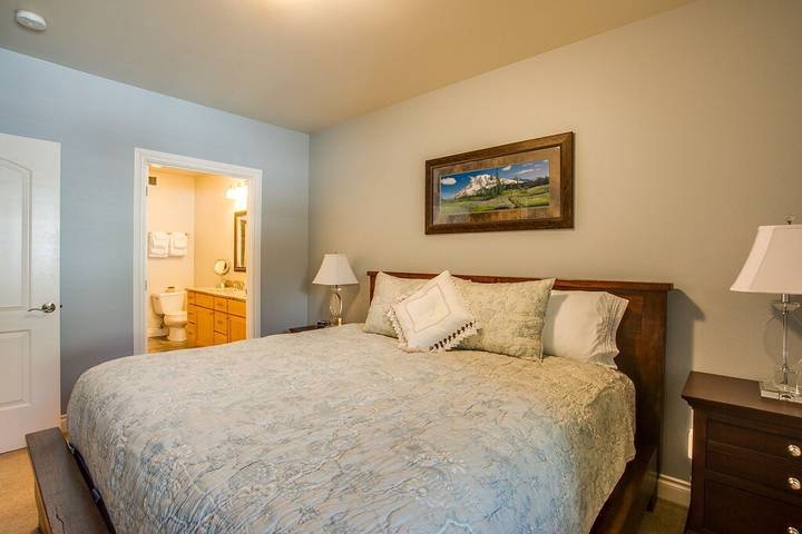 Vacation rental for 6 people, with pool and yard in Leavenworth