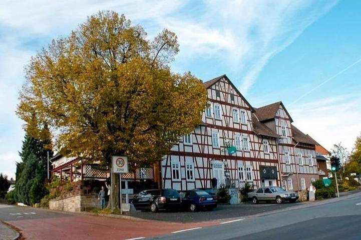 Ganze Wohnung, Gemütliche Doppelzimmer, 15qm mit eigenem Bad in Habichtswald, Landkreis Kassel