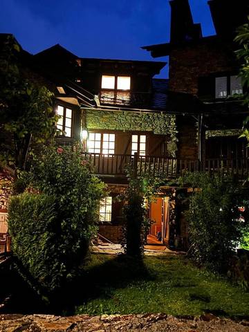 Gîte pour 6 personnes, avec terrasse et jardin, animaux acceptés à Ordino