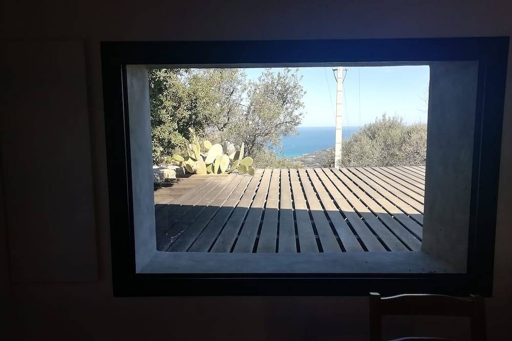 Maisonette T2, totally independent, 4kms from Ile Rousse and its beaches in Monticello, Calvi und Umgebung