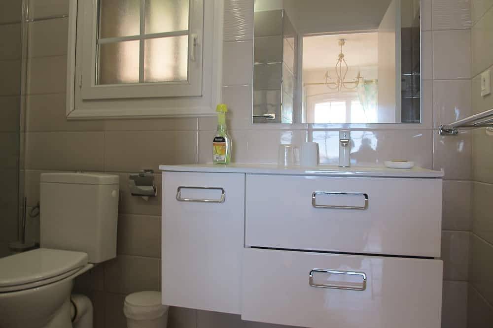 Geheel appartement, Studio indépendant dans villa avec piscine in Agay, Saint-Raphaël