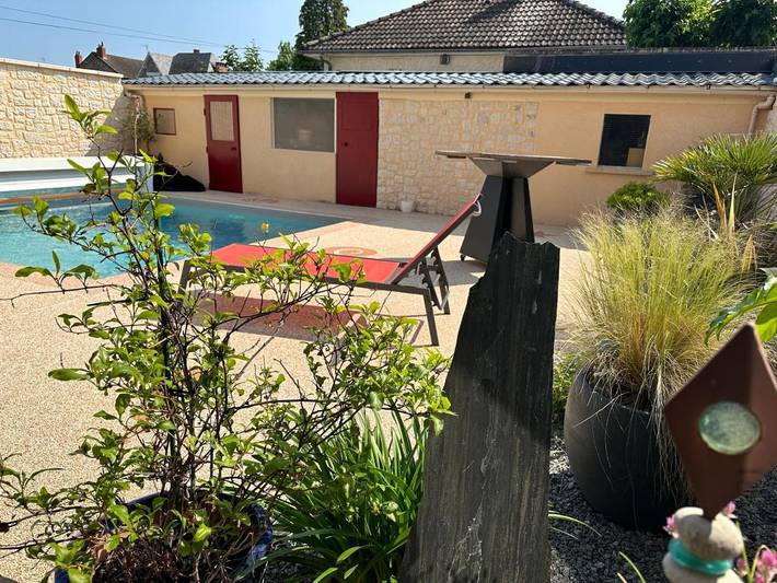 Gîte pour 2 personnes, avec jardin ainsi que piscine et terrasse à Brive-la-Gaillarde - 2