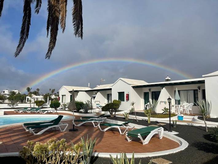 Apartahotel para 5 personas, con Terraza además de Jardín y Piscina en Canarias