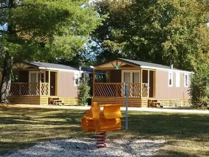 Location de vacances pour 2 personnes, avec piscine dans Sandrans - 3