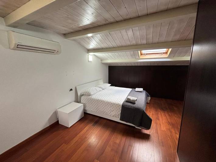 Appartamento per 6 persone, con giardino e balcone nonché idromassaggio a Lamezia Terme