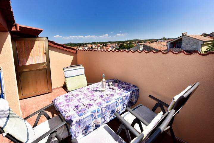 Ferienwohnung für 3 Personen, mit Terrasse in Funtana - 3