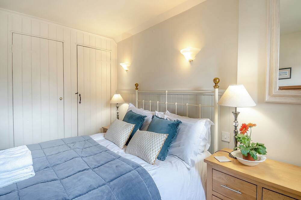 2 bedroom accommodation in Overstrand, near Cromer in Overstrand, Norfolk Coast