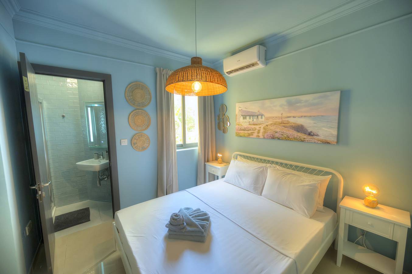 Entire apartment, Holiday apartment for 6 people with balcony in Tas-Sliema, Malta Island