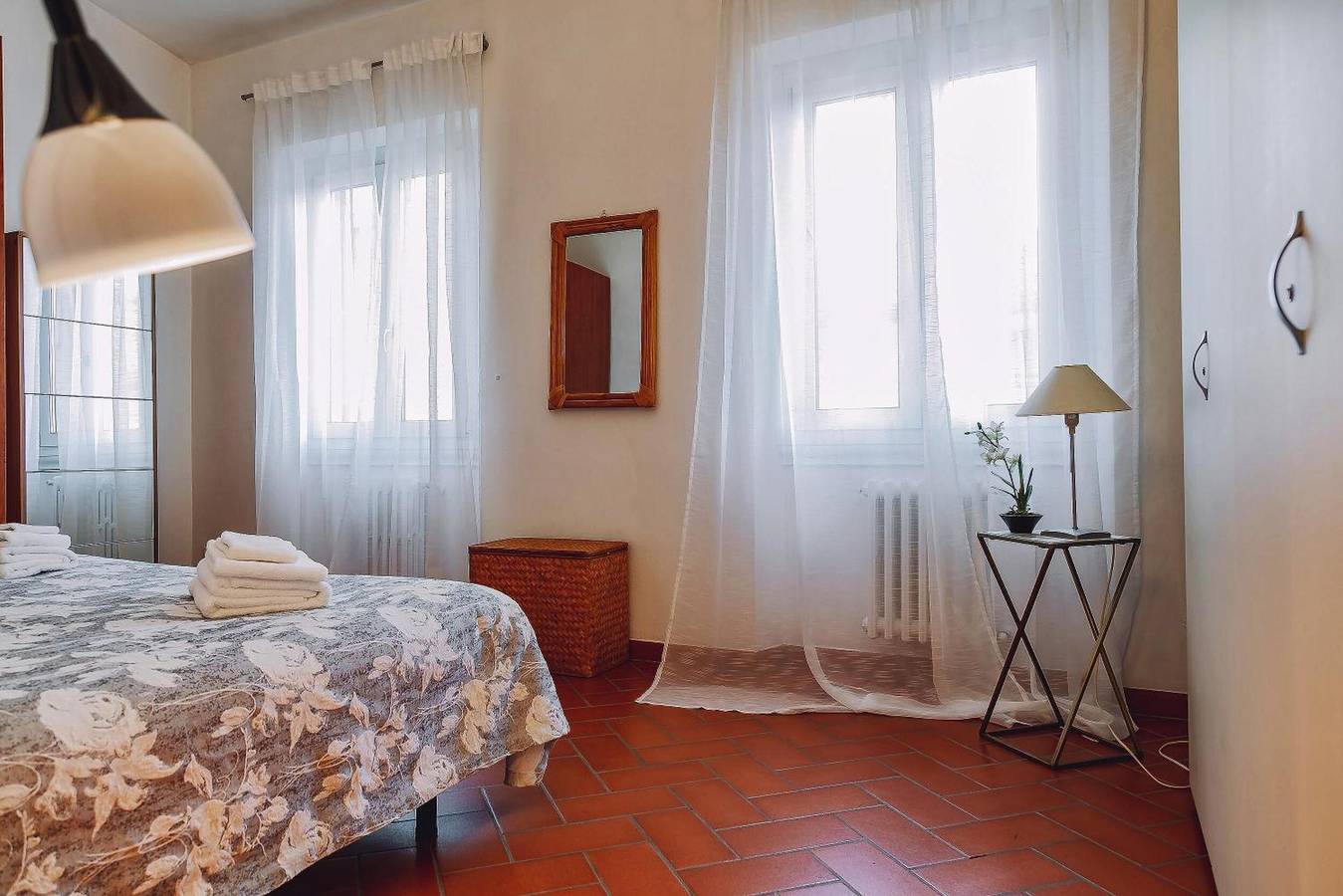 Hel lägenhet, Apartment 'Borgo Pinti 49' with Private Terrace, Wi-Fi and Air Conditioning in Florence City Centre, Florens