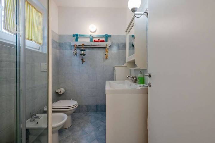Entire apartment, GuestHost - Cozy Pool Apartment La Spezia in La Spezia (City), La Spezia