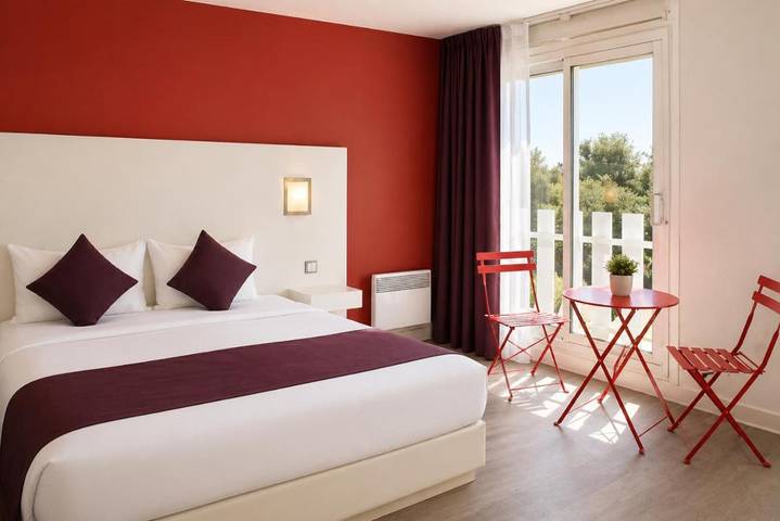 Hôtel pour 2 personnes, avec Jacuzzi et Terrasse ainsi que Jardin et Sauna