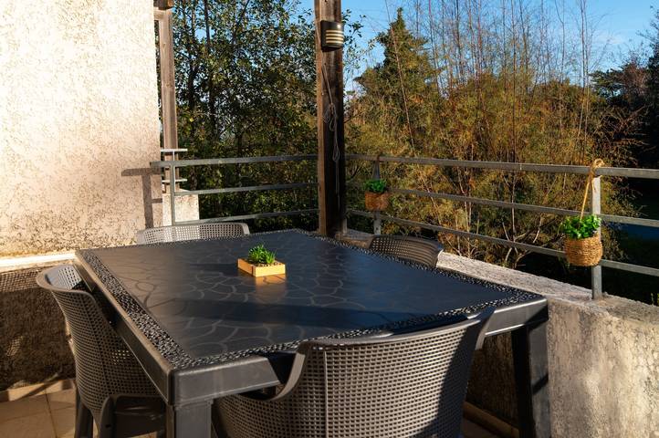 Hel lejlighed, Ferielejlighed for 4 personer med balkon in Poggio-Mezzana, Corte Området