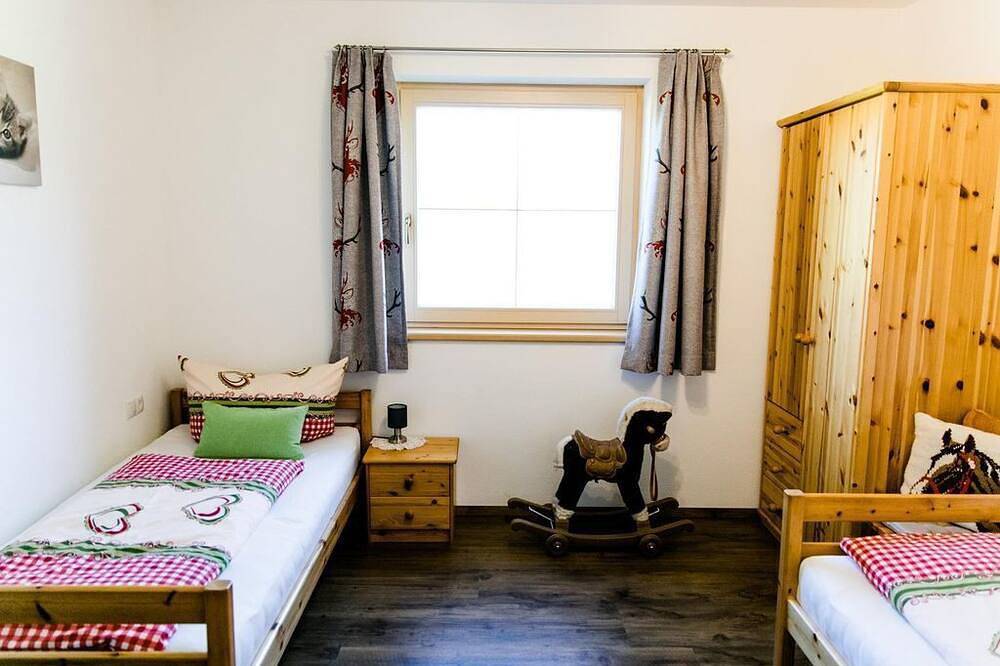 Ferienwohnung Dolthof in Tuxer Alpen, Weerberg